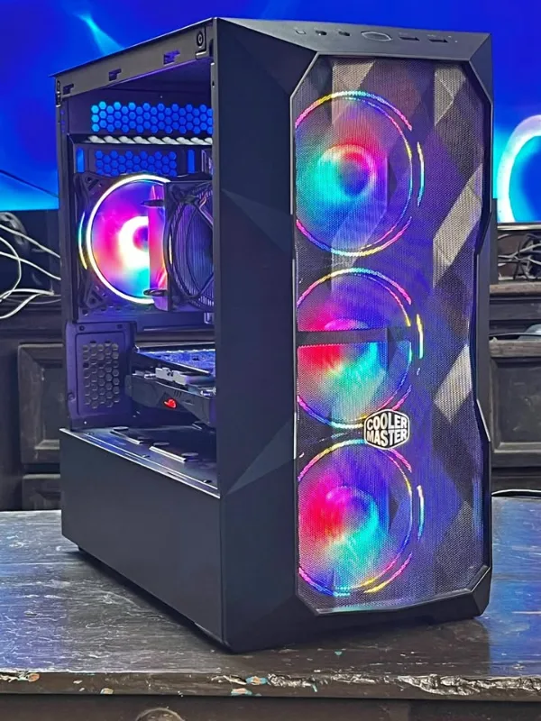 PC Gamer Ryzen 7 1700 + RX 470 STRIX