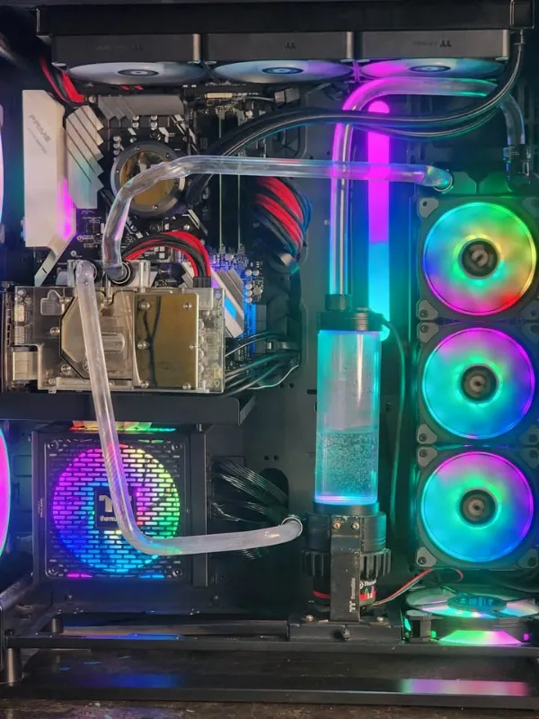 PC GAMER RYZEN 7 3700X + RX 580 8GB + CUSTOM WATER COOLING