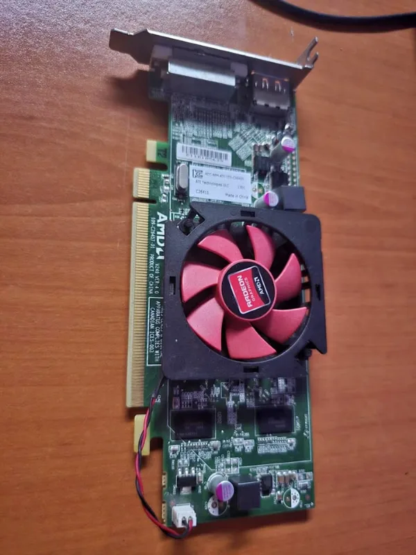 💻 AMD Radeon HD6450 – Tarjeta Gráfica Usada