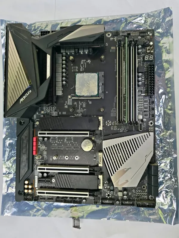 🔥 Combo Gamer Ryzen 9 5900X + AORUS X570 Master 🔥