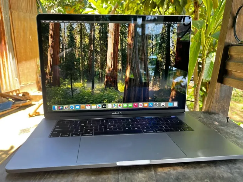 🔥 MacBook Pro 15" 2018 | Potencia Profesional para Trabajo, Diseño y Gaming Ligero 🚀